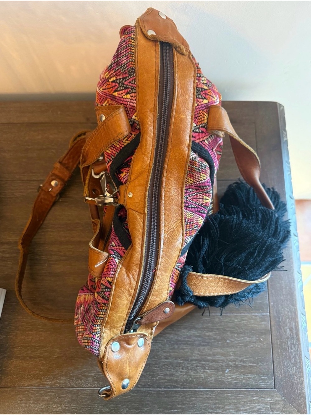 Handwoven Pink Patterned Tote Bag with Leather Trim - Picture 5 of 11